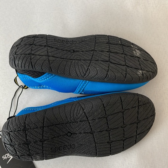 Little boys Speedo water shoes - Picture 6 of 11